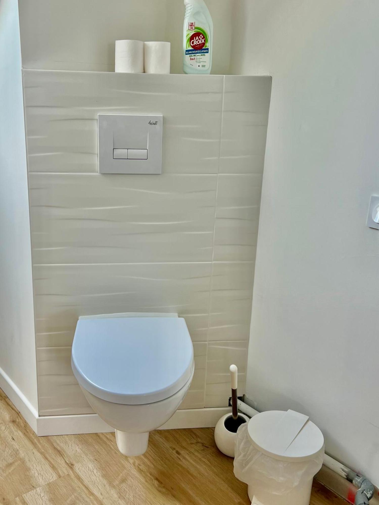 Appartement Les Sept Iles à Baden Extérieur photo